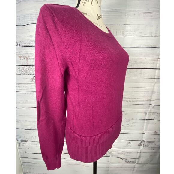 Banana Republic Sweater Womens XS Magenta Long Sleeves Crew Neck Lightweight - Picture 1 of 10